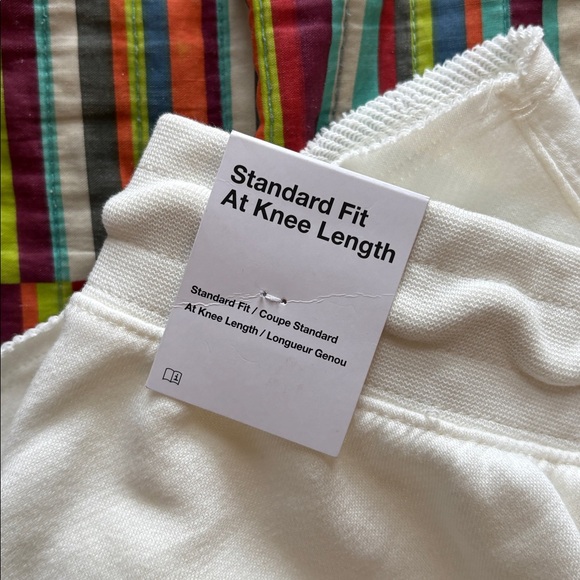 Nike Ivory Shorts Swoosh size large big logo cream black new with tags - Picture 14 of 14